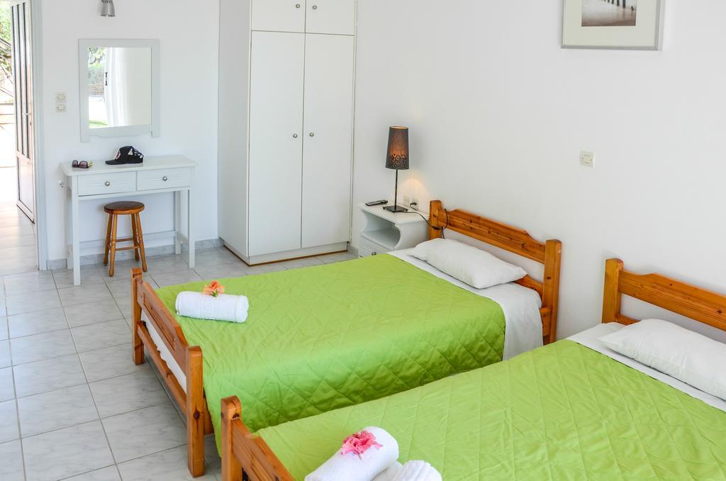 Olive Grove Apts Lithakia  Екстериор снимка