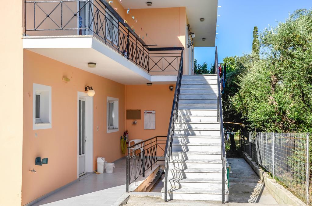 Olive Grove Apts Lithakia  Екстериор снимка