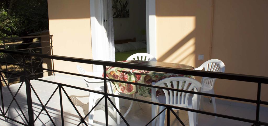 Olive Grove Apts Lithakia  Екстериор снимка