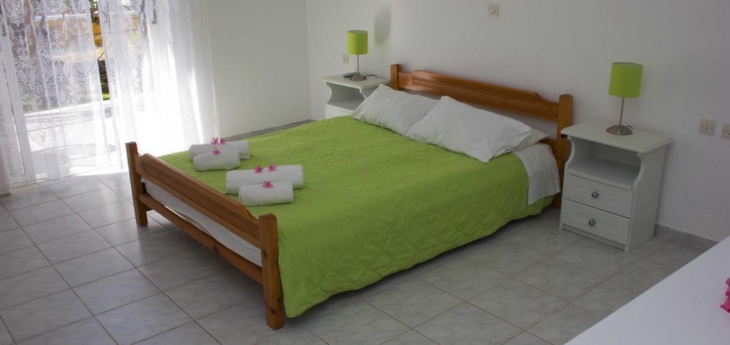 Olive Grove Apts Lithakia  Екстериор снимка